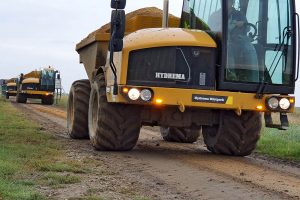 Die Fahrerkabine des Hydrema-Dumpers bietet größtmögliche Übersicht