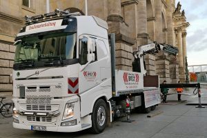 Der Volvo FH 4, ausgestattet mit dem bahnbrechenden Drive-by-Fassi-System