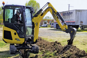 Der Yanmar Minibagger SV17VT im Einsatz.