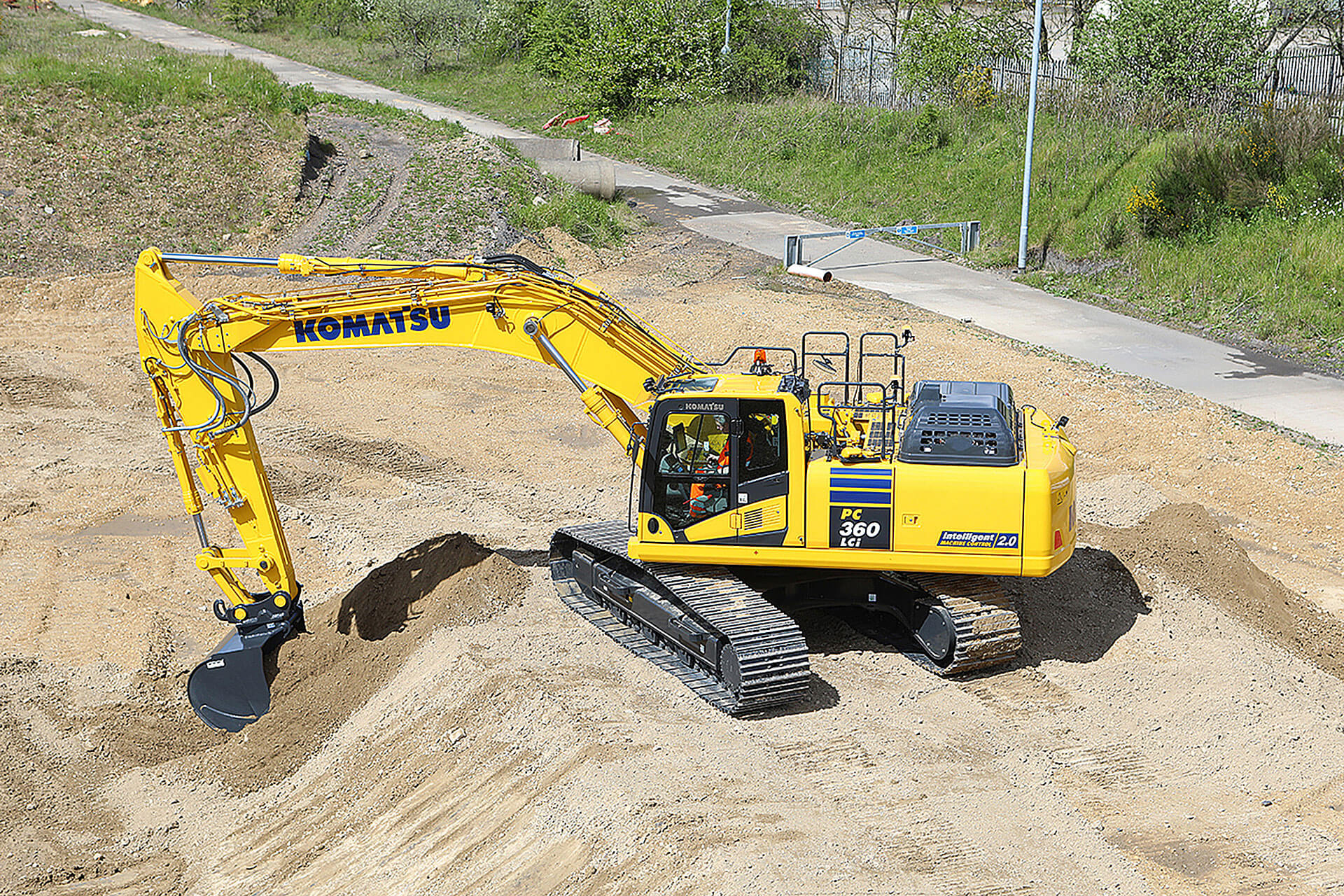 Read more about the article Komatsu Hydraulikbagger mit Bizeps und Köpfchen