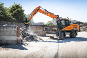 Neue Mobilbagger-Generation von Doosan: DX140W-7 und DX160W-7