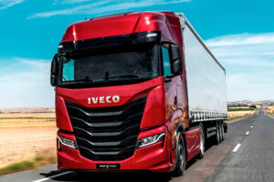 Read more about the article IVECO Der 100 Prozent vernetzte Lkw