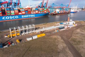 Read more about the article Bredenoord lässt Container schweben