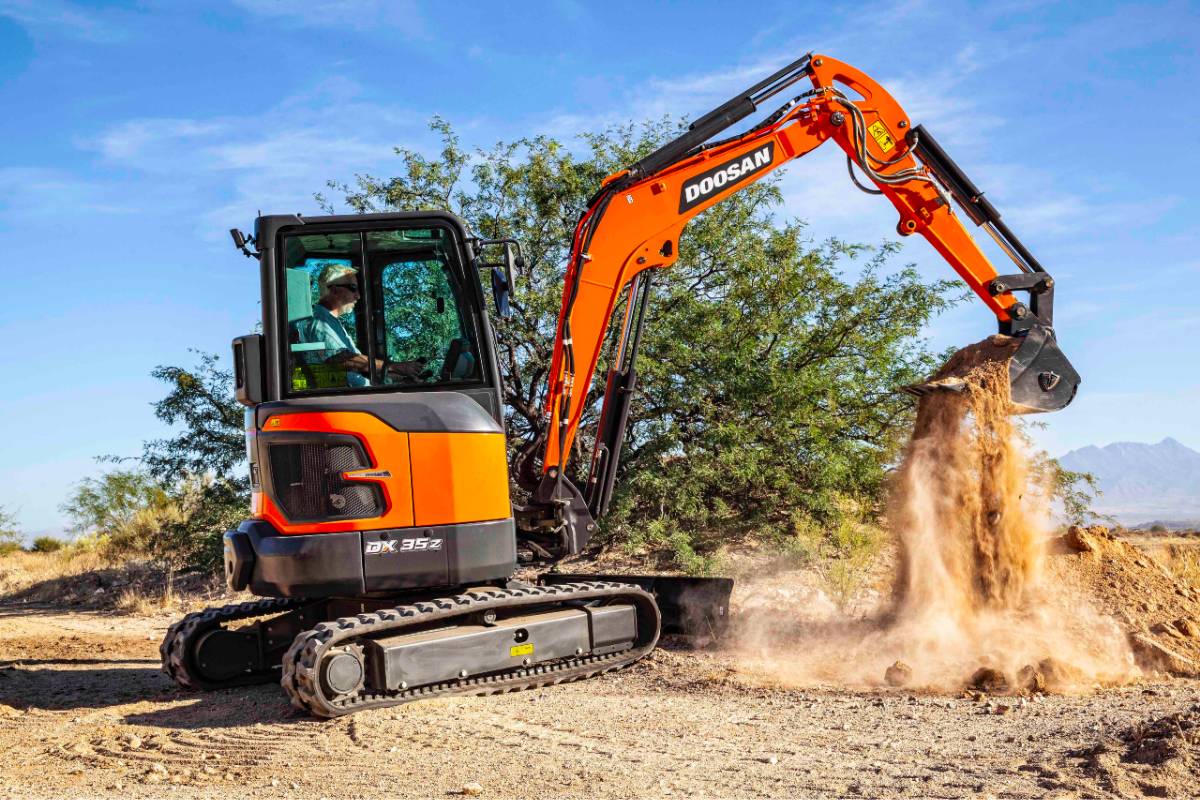 Read more about the article Neue Doosan Kompaktbagger sind am Start