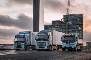 Read more about the article Volvo Trucks verstärkt seine Elektro-Lkw-Flotte
