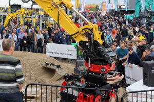 Read more about the article Rototilt rockt die bauma