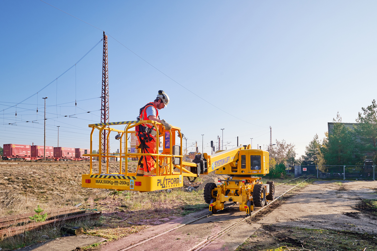 You are currently viewing Zweiwege-Arbeitsbühne RR19-500