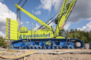  Liebherr Bagger mit Marechal Steckverbindung