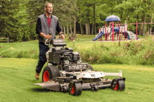 Bobcat führt neue Reihe von Rasenmähern für den professionellen Einsatz ein