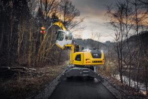 Liebherr Maschinen auf der Forstmesse in Luzern