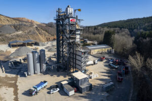 Wirtgen Group Maschinen erstellen neue Deckschicht auf dem Circuit de Spa-Francorchamps 