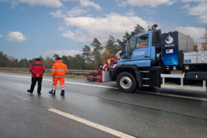 Unimog Prototyp mit Wasserstoff-Verbrennungsmotor