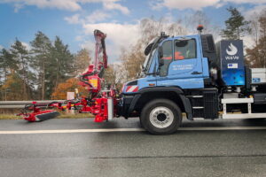 Unimog Prototyp mit Wasserstoff-Verbrennungsmotor