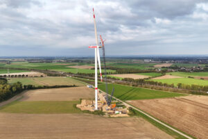 Liebherr Raupenkran LR 11000 im Windpark Vanikum