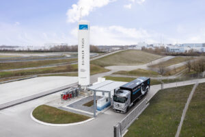 Daimler Truck und Linde sLH2-Technologie