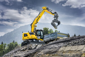 Liebherr Baumaschinen auf der MAWEV 2024