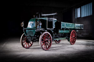 Read more about the article Daimler Kardan-Lastwagen von 1899