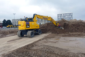 Komatsu PW 168 und PW198