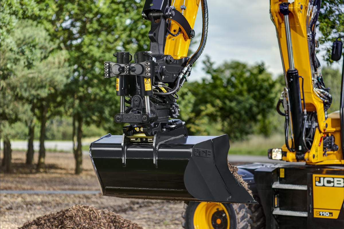 Read more about the article Raptor – der 1. Tiltrotator von JCB