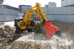 Komatsu PC 950 LC-11 der Schlüter Baumaschinen GmbH