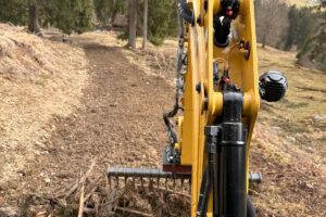 Holp RotoTop am Kompaktbagger CAT302 CR 