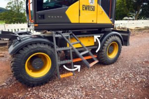 Volvo CE Kurzheck-Mobilbagger EWR150 und EWR170