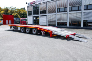 Neuer 3-Achs-Megatrailer von ES-GE
