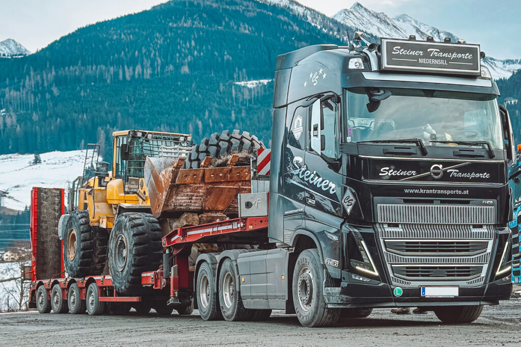 Faymonville Auflieger bei Steiner Transport & Technik