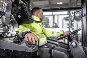 Der neue Kamag PrecisionTractor PT 201