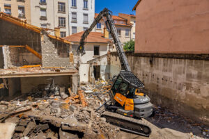 Case CX135E XRD Long-Reach-Abbruchbagger im Einsatz in Lyon