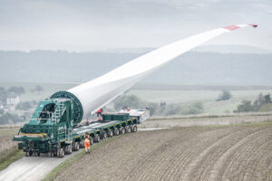Der Scheuerle BladeLifter G4 im Einsatz für Enercon