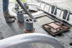 Unterwasserbeton von Heidelberg Materials sichert Erhalt von U-434 am Hamburger Fischmarkt