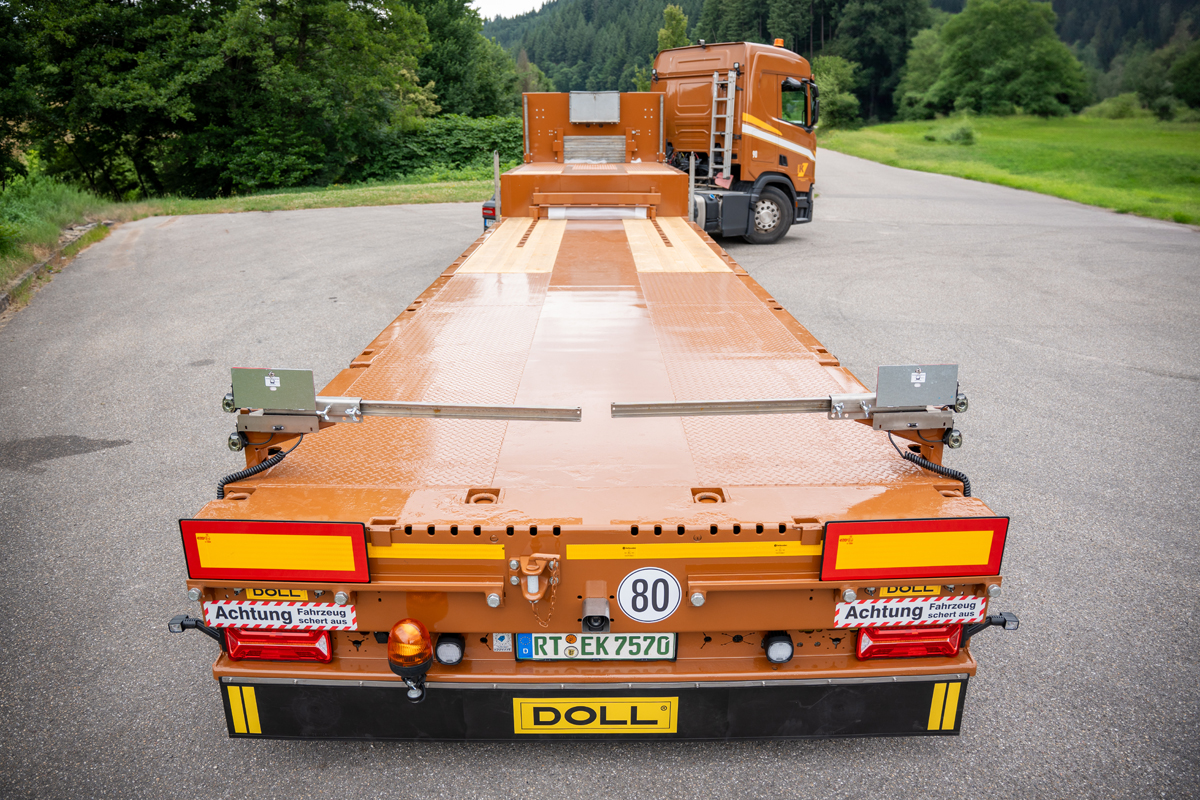 Mehr über den Artikel erfahren Refurbishment – 2. Leben für Auflieger