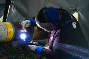 Bergmann Hybrid-Schweißraupe U205 im Einsatz bei Reinhard Rohrbau