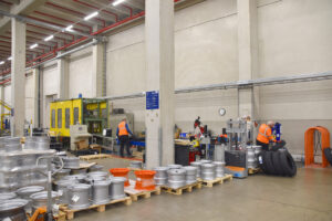 Bohnenkamp beeindruckt als Reifengroßhändler mit 110.000 Quadratmetern überdachter Lagerfläche und 1,3 Millionen Artikeln.