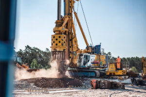 Großprojekt am Main-Donau-Kanal: Bauer Spezialtiefbau errichtet eine der größten Baugrubenumschließungen Deutschlands für die Schleuse Kriegenbrunn