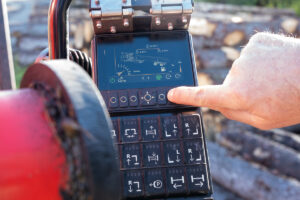 Langholzzug von DOLL TimTech im Einsatz bei Neuhauser Holztransporte