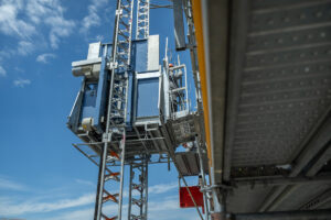 Geda 1500 Z/ZP bei der Sanierung des Perlachturms in Augsburg