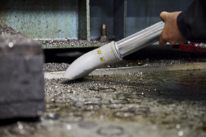 Nilfisk OIL230 Industriesauger für die Metallbearbeitung