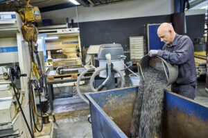 Nilfisk OIL230 Industriesauger für die Metallbearbeitung