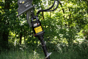 Neue Erdbohrer und Grabenfräsen von Bobcat