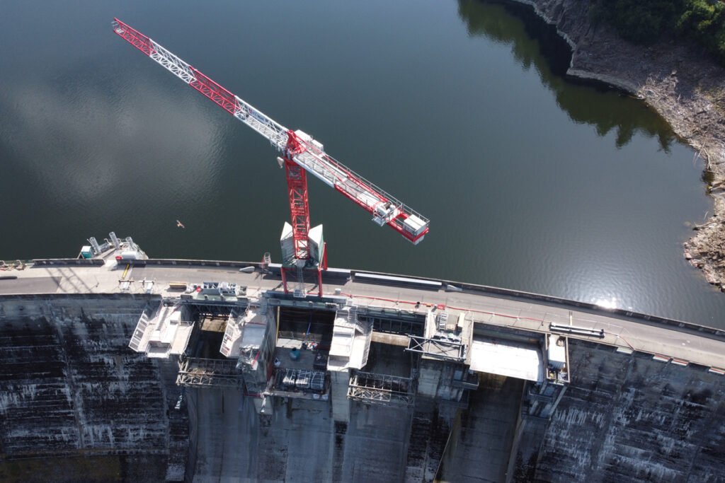 Wolffkran Wolff 7534.16 Clear im Einsatz bei der Sanierung des Lavalette-Staudamms in Frankreich