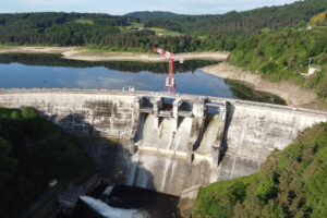 Wolffkran Wolff 7534.16 Clear im Einsatz bei der Sanierung des Lavalette-Staudamms in Frankreich