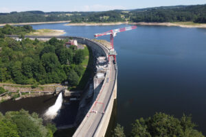 Wolffkran Wolff 7534.16 Clear im Einsatz bei der Sanierung des Lavalette-Staudamms in Frankreich