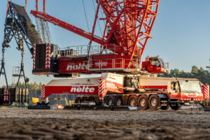 Drei Liebherr 800-Tonnen-Krane im Windpark Mahlsdorf