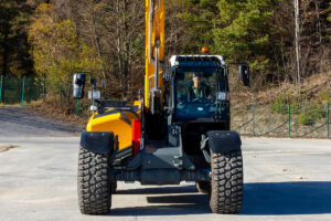 Der neue Liebherr Teleskoplader T48-8s