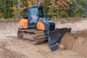 Neuer Develon DD100 für präzises Planieren