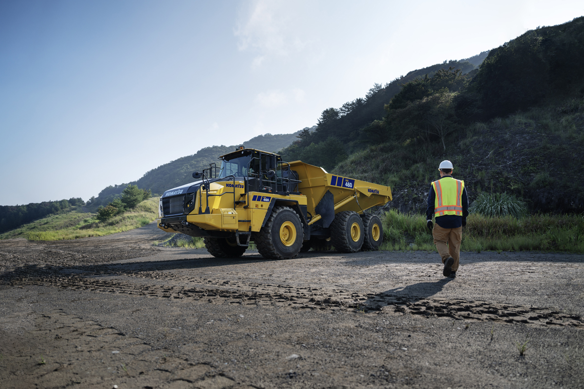 Du betrachtest gerade Komatsu HM460-6 – effizient und sicher