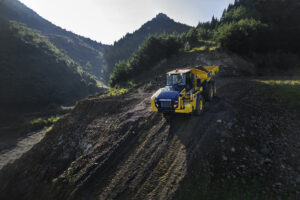Neuer Muldenkipper Komatsu HM460-6