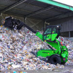 Variables Lenkkonzept von Sennebogen für Teleskoplader mit Joystick und Lenkrad